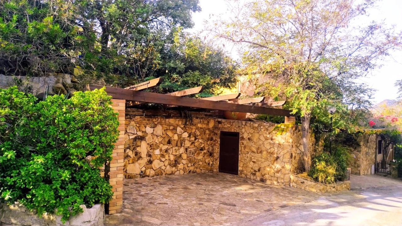 Villa Milena Villasimius, Wifi Gratuito, Ampio Giardino A 300 M Dal Mare Exterior photo